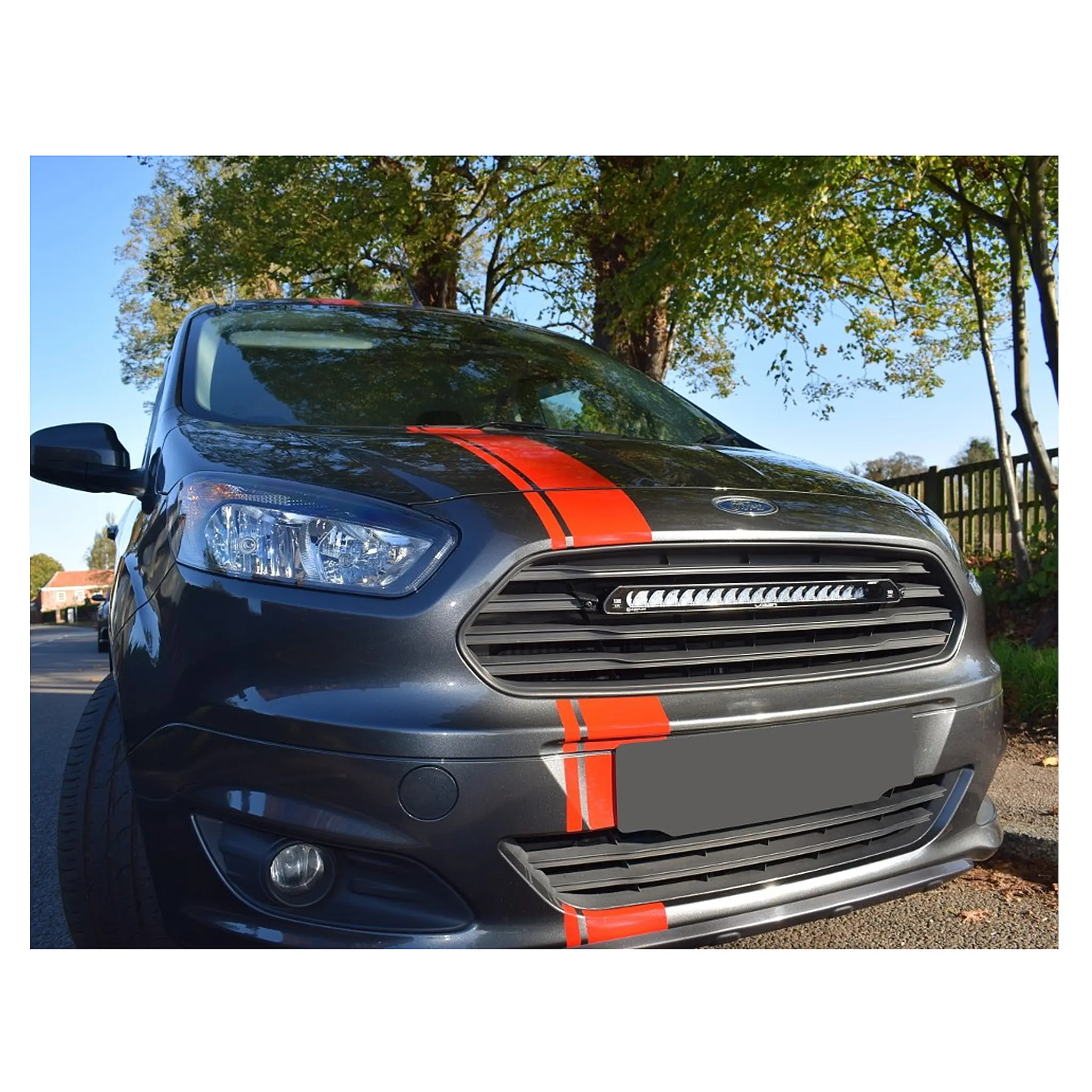 Ford Transit Courier 2014+ Lazer lisavalgusti komplekt - Pilt 3