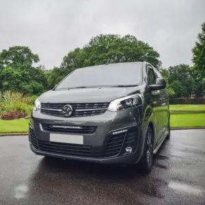 Opel Vivaro 2016+ lisavalgusti komplekt