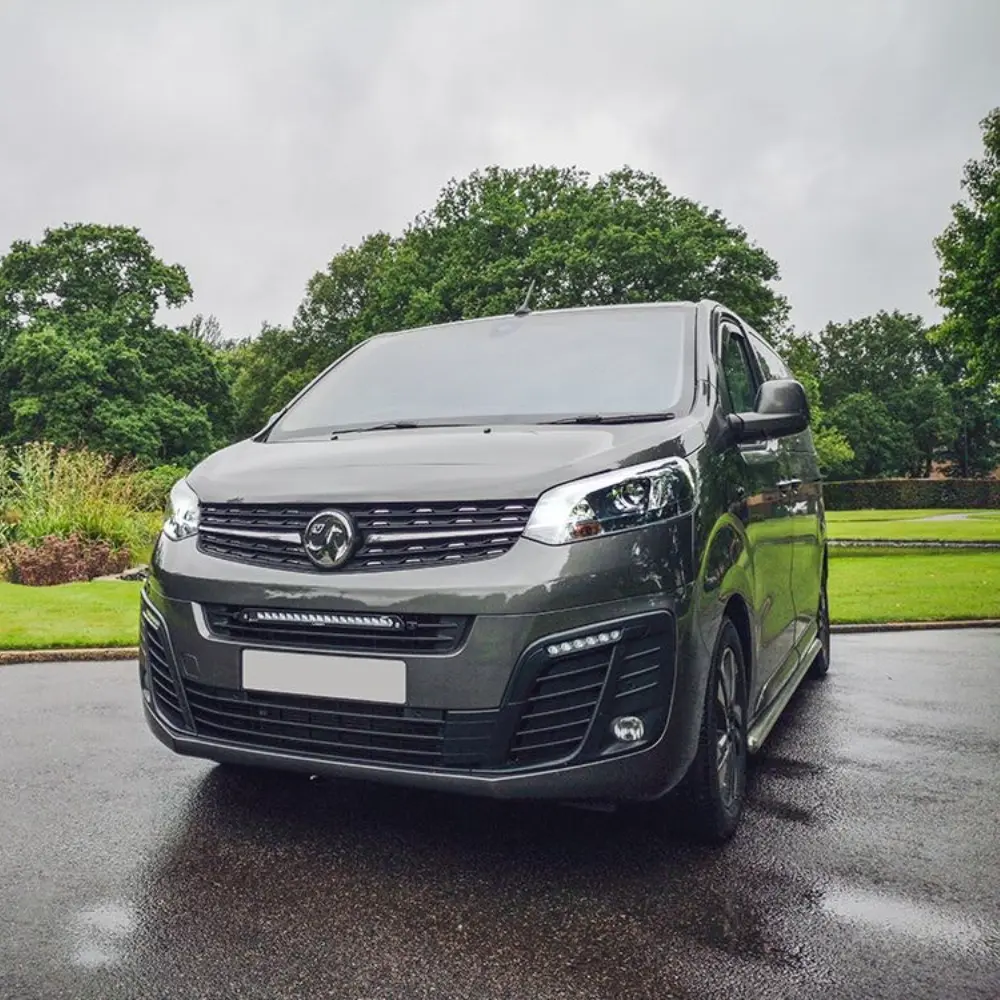 Opel Vivaro 2016+ lisavalgusti komplekt