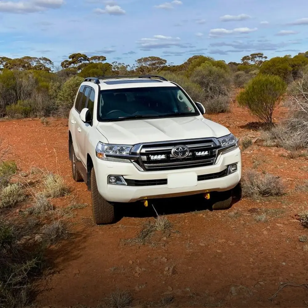 Toyota Land Cruiser 200 2015-2022 lisavalgusti komplekt