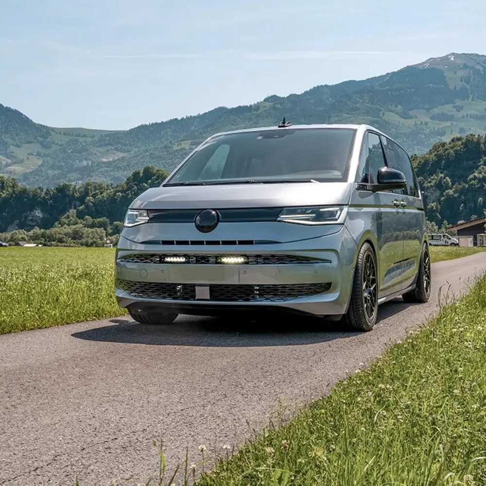 VW Transporter T7 lisavalgusti komplekt