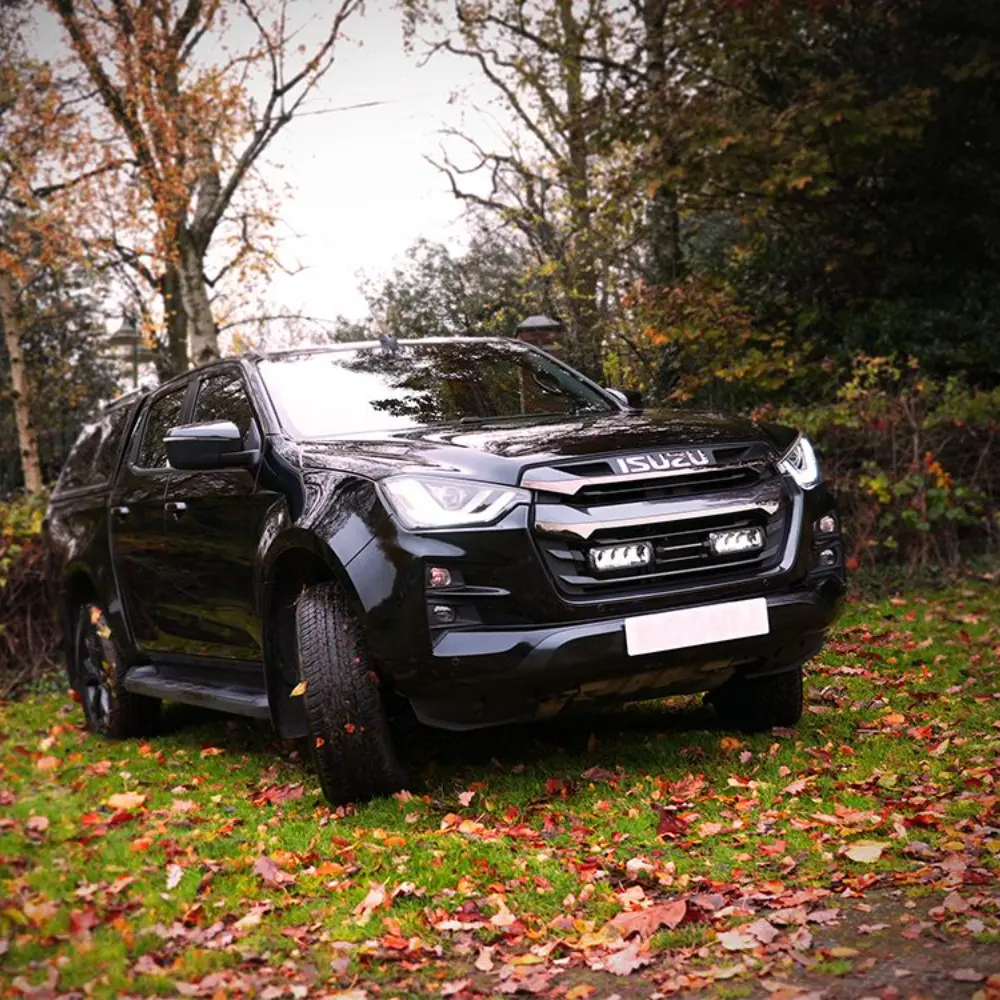 Isuzu D-Max 2023+ lisavalgusti komplekt