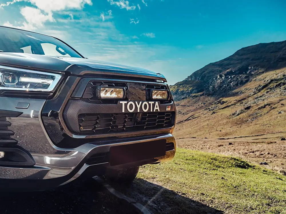Toyota Hilux GR Sport 2023+ lisavalgusti komplekt - Pilt 4