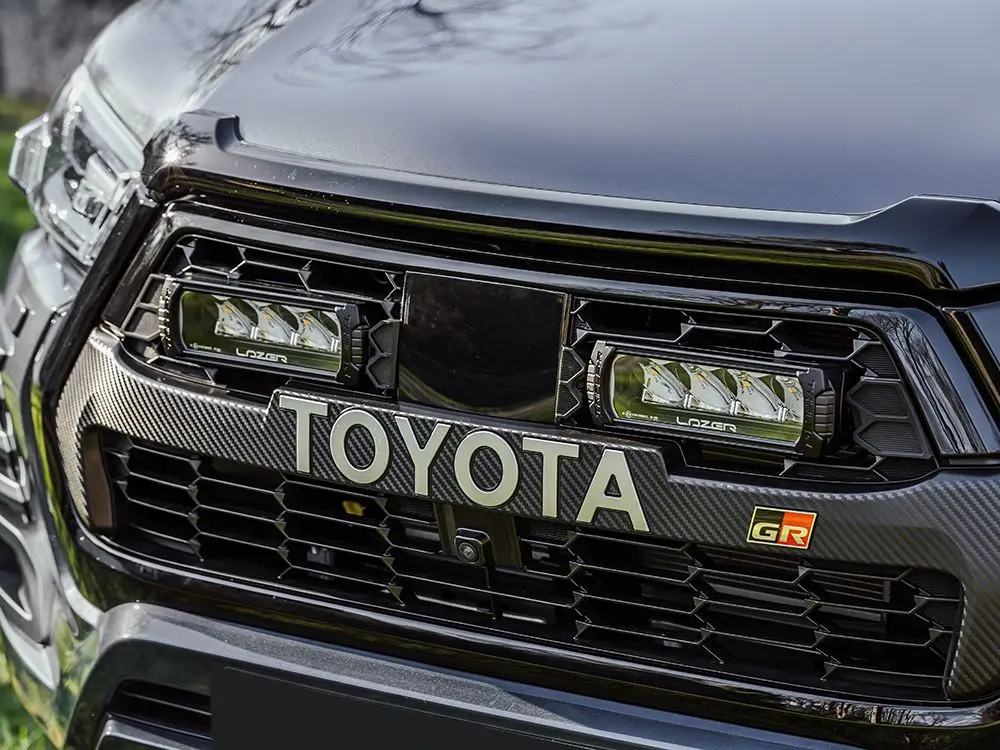Toyota Hilux GR Sport 2023+ lisavalgusti komplekt - Pilt 3