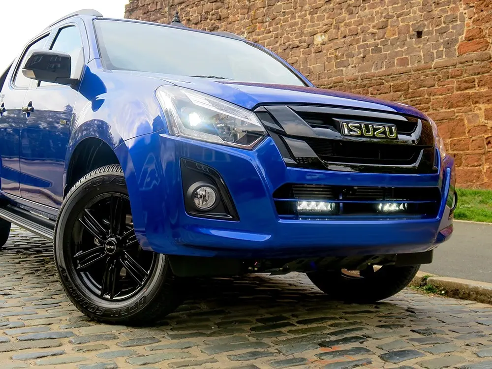 Isuzu D-Max 2017-2021 lisavalgusti komplekt - Pilt 3