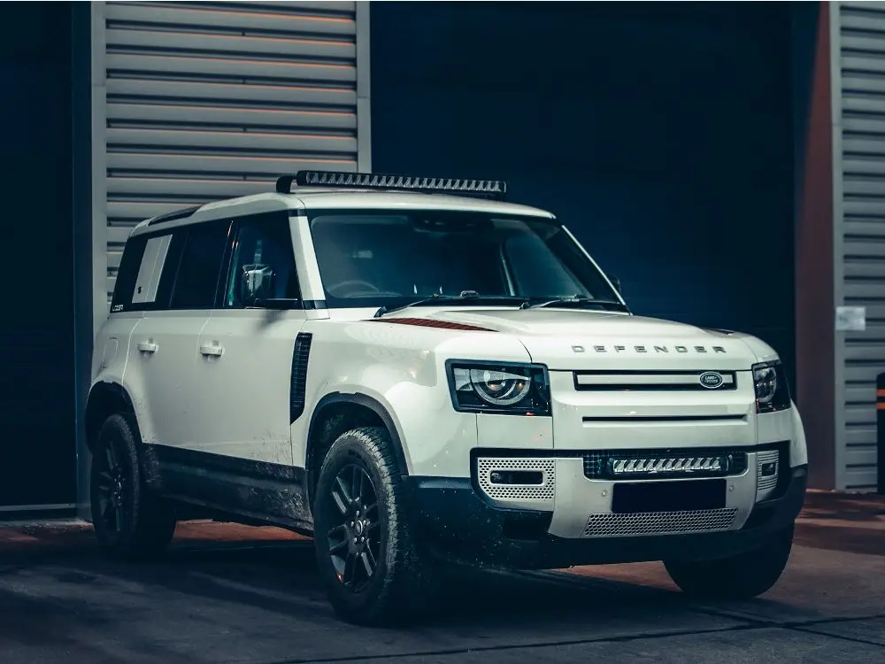 Land Rover Defender 2020+ lisavalgusti komplekt katusekinnitustega - Pilt 7