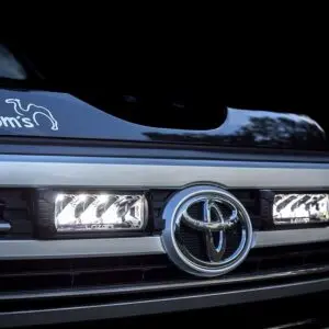 Toyota Land Cruiser 300 2022+ lisavalgusti komplekt - Pilt 3