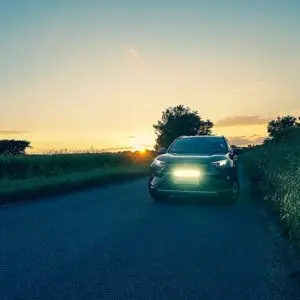 Toyota RAV4 Hybrid 2019+ lisavalgusti komplekt - Pilt 2