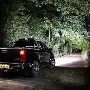 Isuzu D-Max 2017+ lisavalgusti komplekt torukinnitusega - Pilt 2