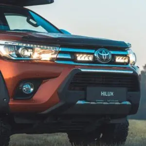 Toyota Hilux 2017-2021 lisavalgusti komplekt - Pilt 2