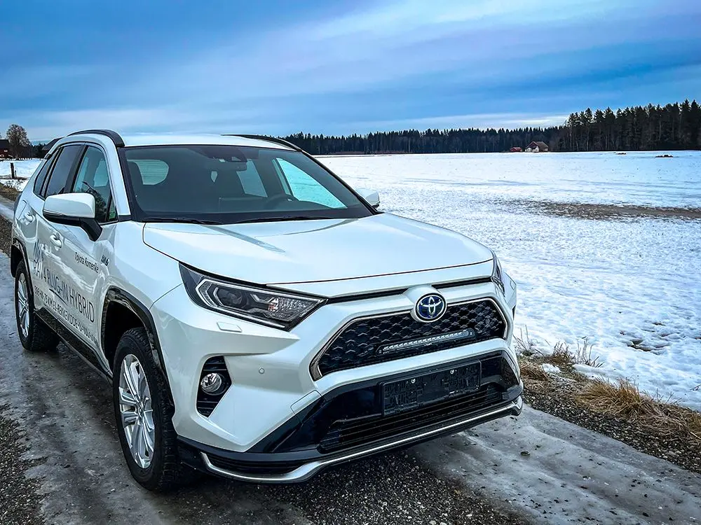 Toyota RAV4 Plug-IN Hybrid 2020+ lisavalgusti komplekt - Pilt 2