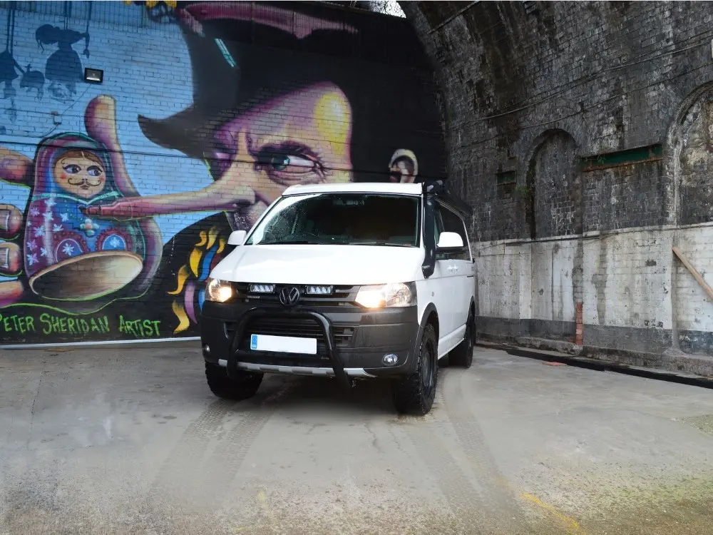 VW Transporter T5.1 lisavalgusti komplekt