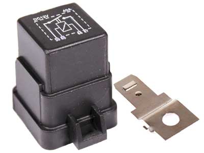 Lülitusrelee, 12 V