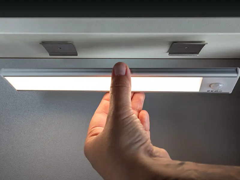 Autoline taaslaetav LED sisetuli, 300×41 mm 4