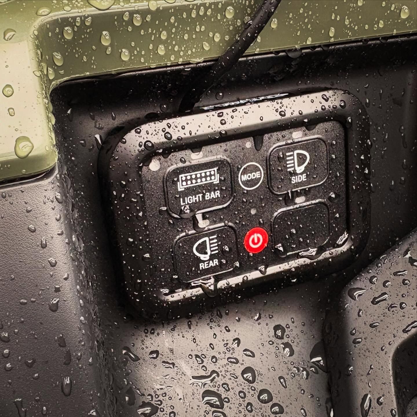 Juhtpaneel Purelux Multi-switch Dashboard Controller